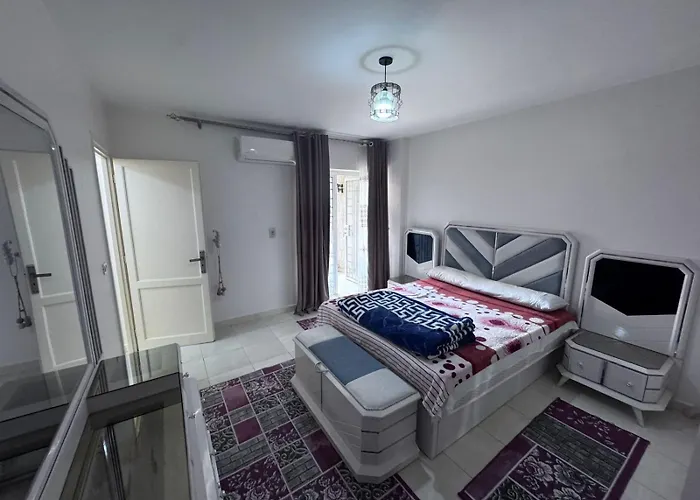 2Br Comfort In New Cairo - Near Shops & Dining