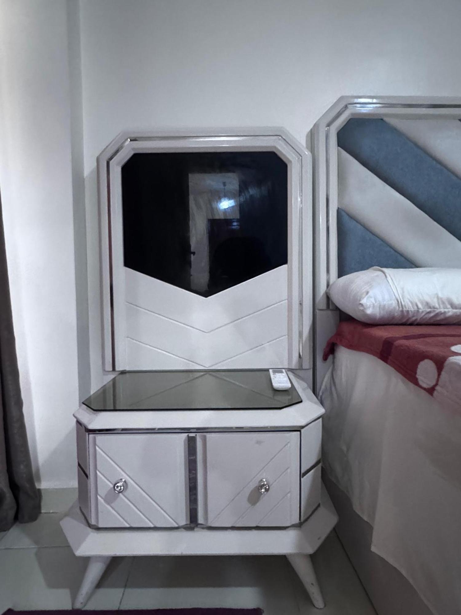 Apartment 2br Comfort In New Cairo - Near Shops & Dining