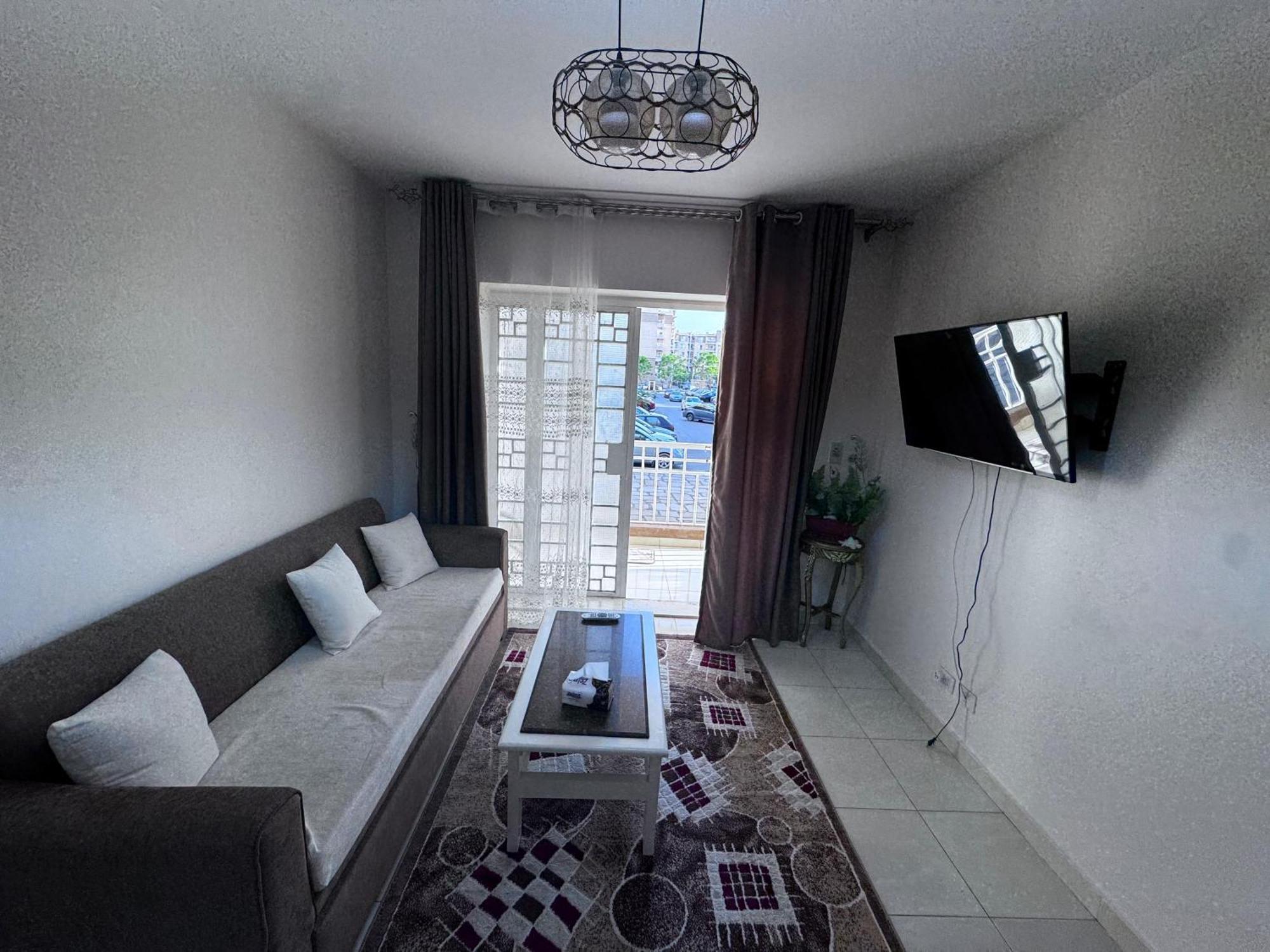 2br Comfort In New Cairo - Near Shops & Dining